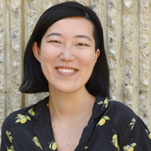 Yi Li